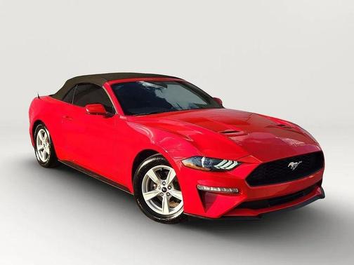 2021 Ford Mustang EcoBoost