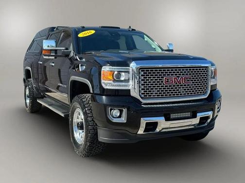 Onyx Black 2016 GMC Sierra 2500 Denali