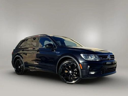2020 Volkswagen Tiguan 2.0T SE R-Line Black