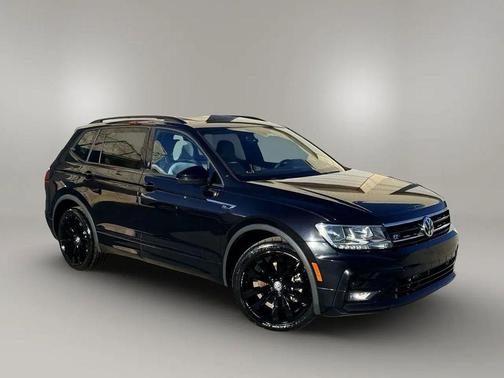 2020 Volkswagen Tiguan 2.0T SE R-Line Black