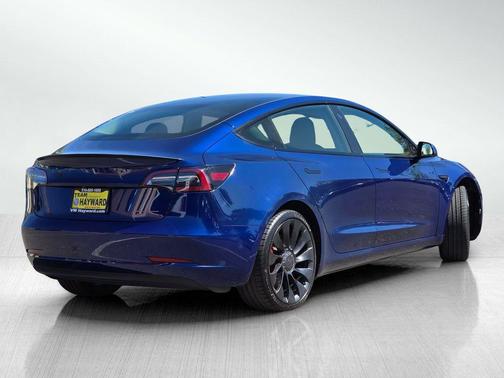 Deep Blue Metallic 2023 Tesla Model 3 Performance