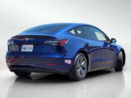 2023 Tesla Model 3 Standard Range