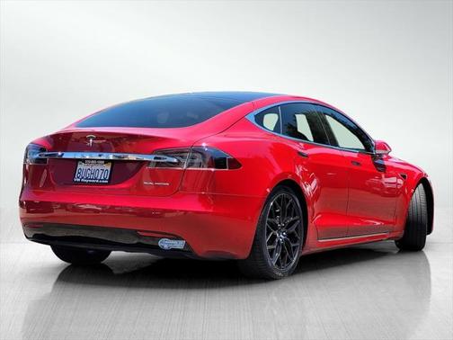 2021 Tesla Model S Long Range