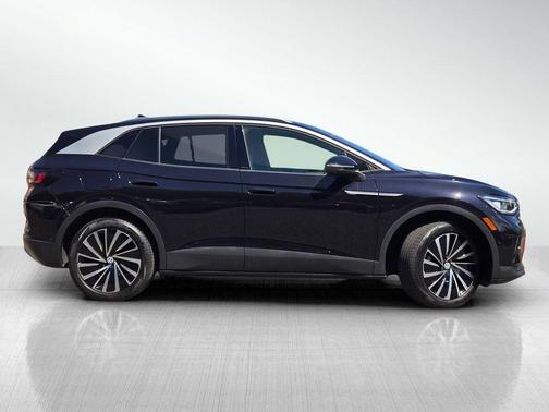 Deep Black Pearl 2023 Volkswagen ID.4 Pro S Plus