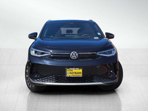 Deep Black Pearl 2023 Volkswagen ID.4 Pro S Plus