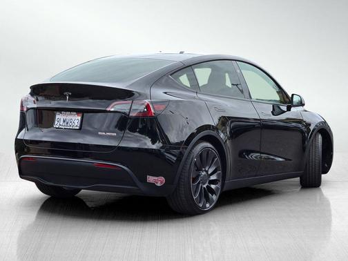 Solid Black 2024 Tesla Model Y Performance Dual Motor All-Wheel Drive