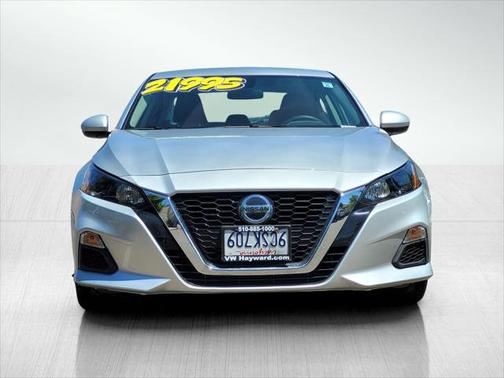 2022 Nissan Altima S FWD