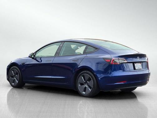 Deep Blue Metallic 2023 Tesla Model 3 Standard Range