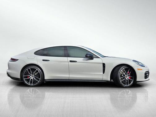 2021 Porsche Panamera 4S