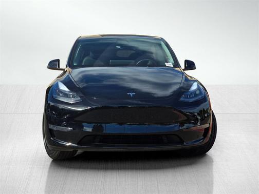 2024 Tesla Model Y Long Range Dual Motor All-Wheel Drive