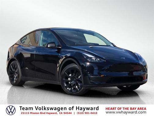 2024 Tesla Model Y Long Range Dual Motor All-Wheel Drive