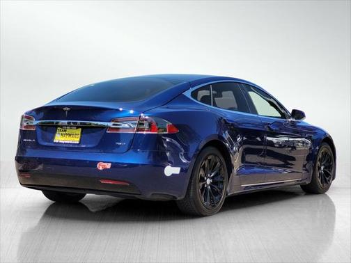 2017 Tesla Model S 75D