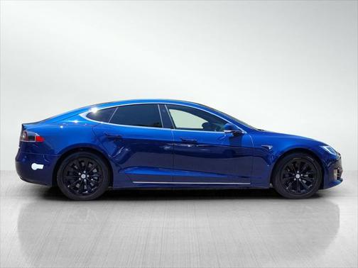 2017 Tesla Model S 75D