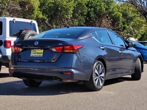 2022 Nissan Altima 2.5 SV