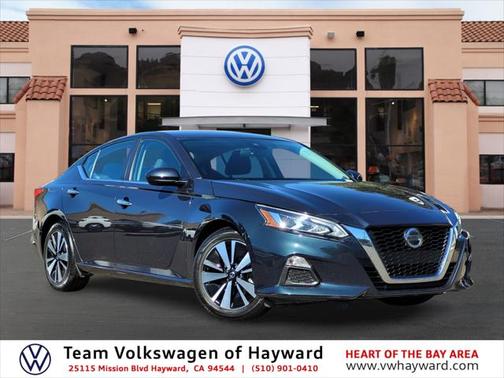 2022 Nissan Altima 2.5 SV