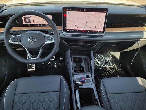 2026 Volkswagen Tiguan 2.0T SEL R-Line 4MOTION