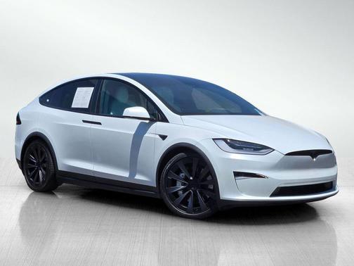 Pearl White Multi-Coat 2023 Tesla Model X Standard Range
