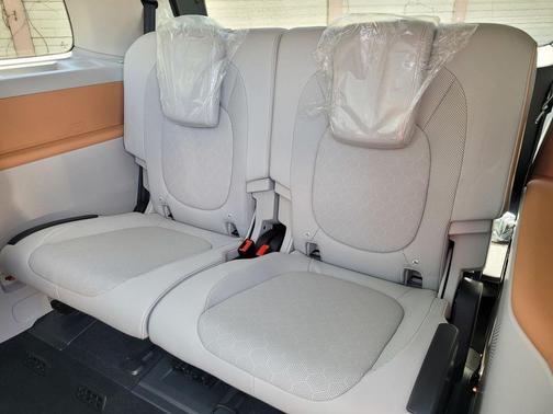 2025 Volkswagen ID. Buzz Pro S Plus