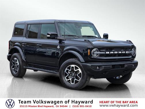 2024 Ford Bronco Outer Banks