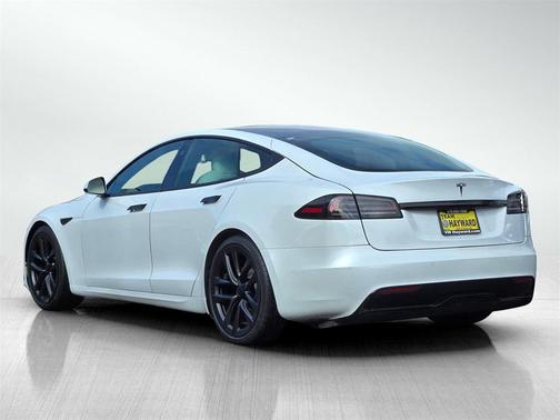 2023 Tesla Model S Standard Range
