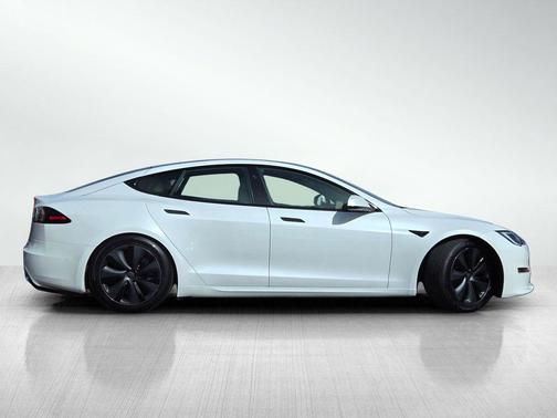 Pearl White Multi-Coat 2023 Tesla Model S Standard Range