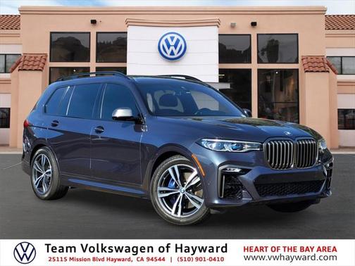 2022 BMW X7 M50i