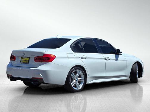 Alpine White 2017 BMW 330 330i