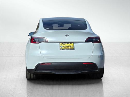 2023 Tesla Model Y RWD