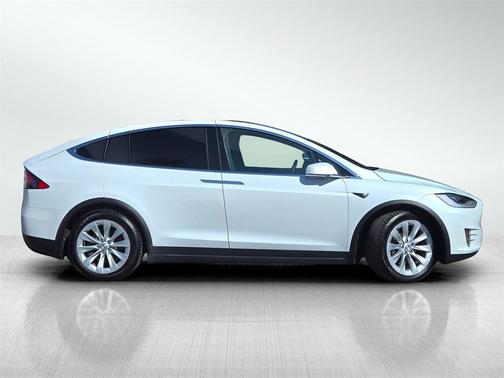 2021 Tesla Model X Long Range Dual Motor All-Wheel Drive