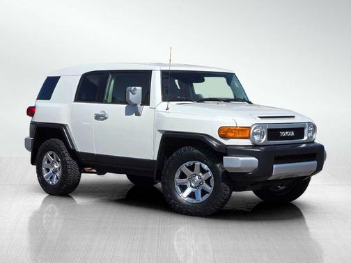 Iceberg 2014 Toyota FJ Cruiser Base