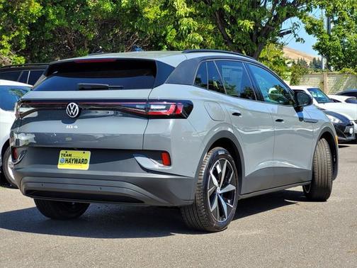 2025 Volkswagen ID.4 Pro