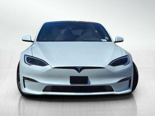 Pearl White Multi-Coat 2022 Tesla Model S Base