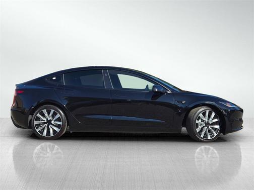 2024 Tesla Model 3 Long Range
