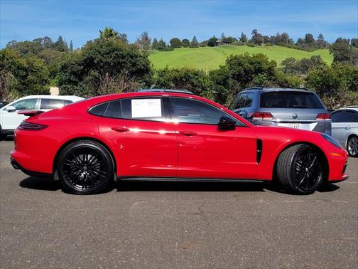 2019 Porsche Panamera