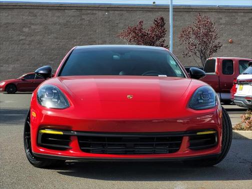 2019 Porsche Panamera