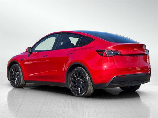2024 Tesla Model Y Long Range Dual Motor All-Wheel Drive