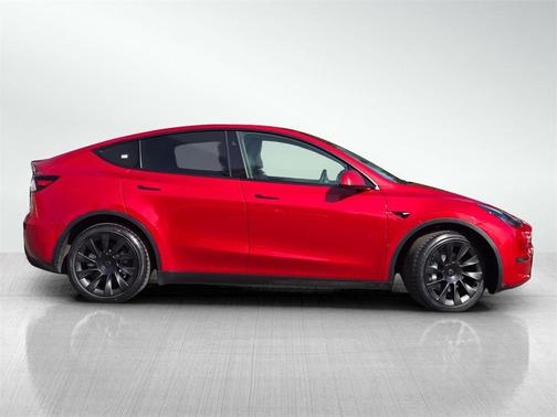 2024 Tesla Model Y Long Range Dual Motor All-Wheel Drive