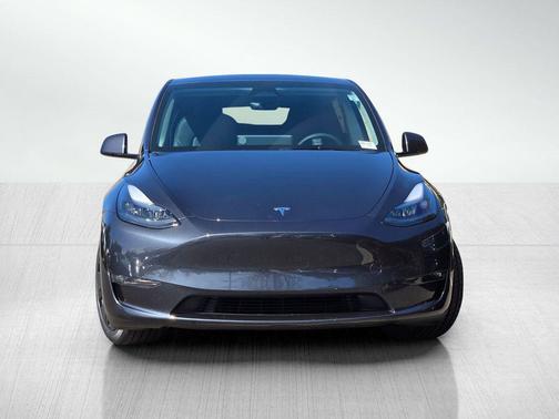 2025 Tesla Model Y Long Range Dual Motor All-Wheel Drive