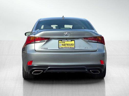 2018 Lexus IS 300 Base