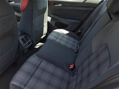 2025 Volkswagen Golf GTI 2.0T S DSG