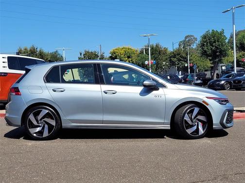 2025 Volkswagen Golf GTI 2.0T S DSG