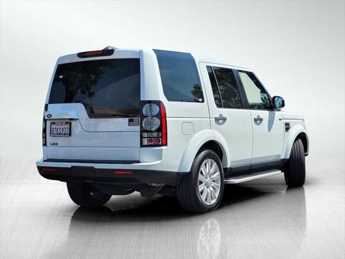2016 Land Rover LR4 Base