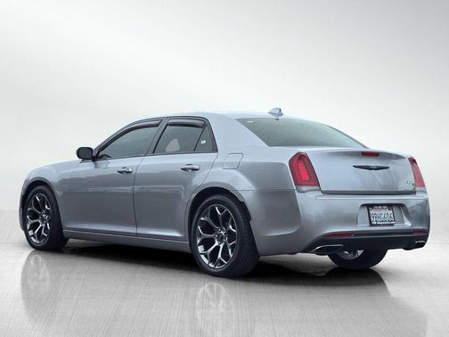 2017 Chrysler 300 S
