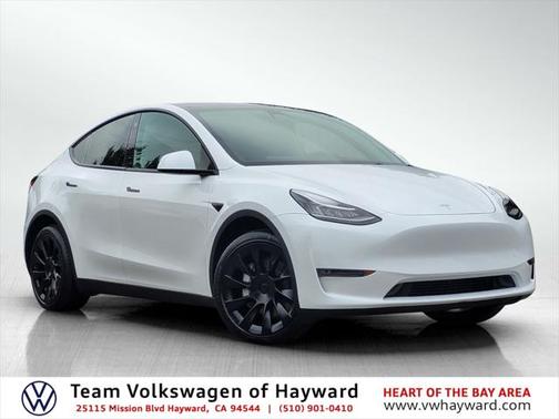 2023 Tesla Model Y Long Range Dual Motor All-Wheel Drive
