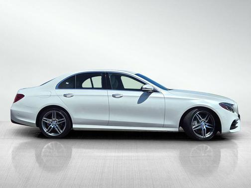 designo Diamond White 2017 Mercedes-Benz E-Class E 300
