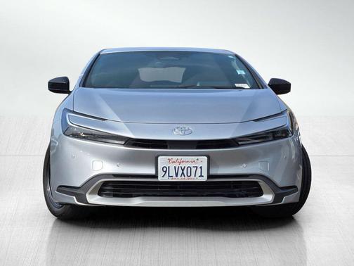 2024 Toyota Prius Prime SE