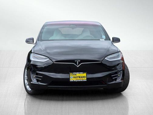 Obsidian Black Metallic 2018 Tesla Model X 100D