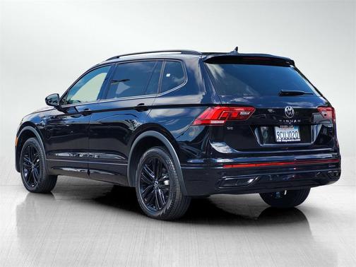 2022 Volkswagen Tiguan 2.0T SE R-Line Black 4MOTION