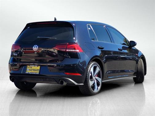 2018 Volkswagen Golf GTI 2.0T S 4-Door