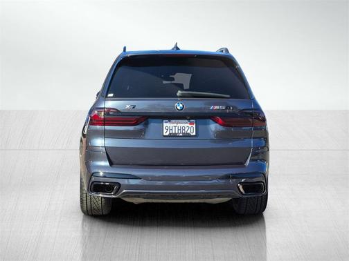 2021 BMW X7 M50i